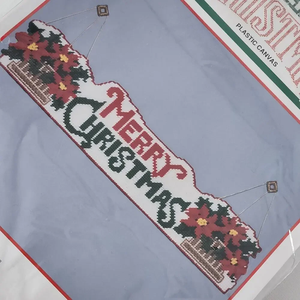 New! BUCILLA Merry Christmas Pre-Cut Plastic Canvas Needlepoint Kit #61110 1990